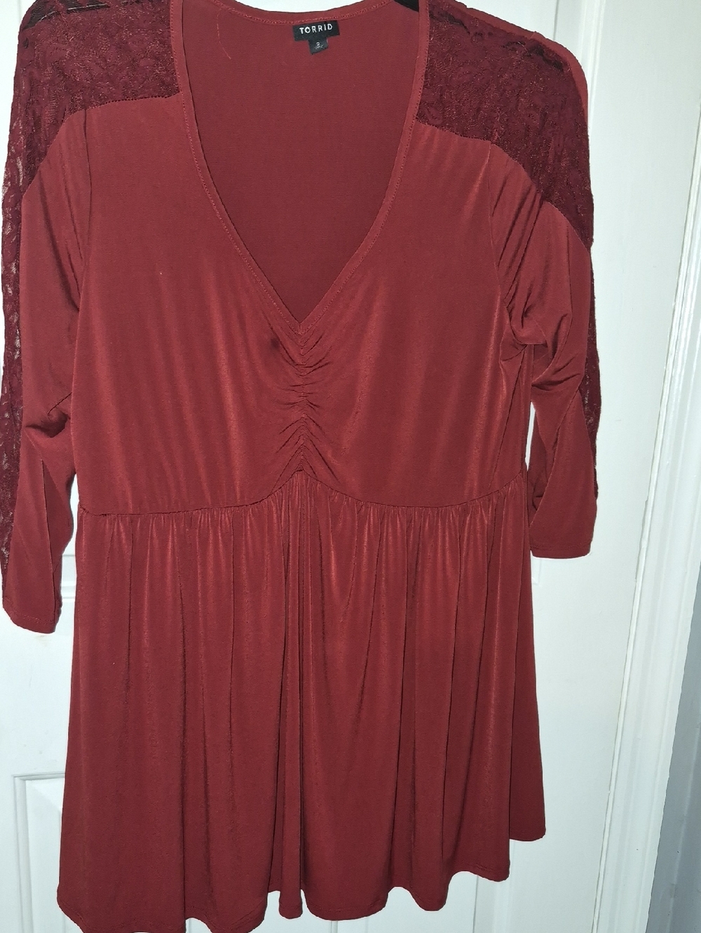 torrid Rust Red V‑Neck Lace Shoulder Long Sleeve Blouse